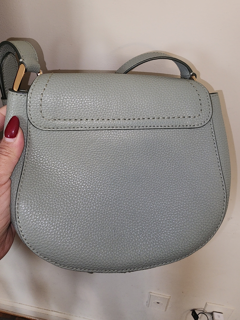 MARC JACOBS New Yorck Small Pebbled Leather Crossbody Bag in Sage Green - Picture 6 of 9